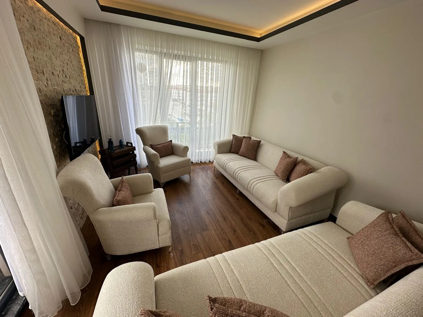 Modern tasarımlı özel üretim oturma grubu